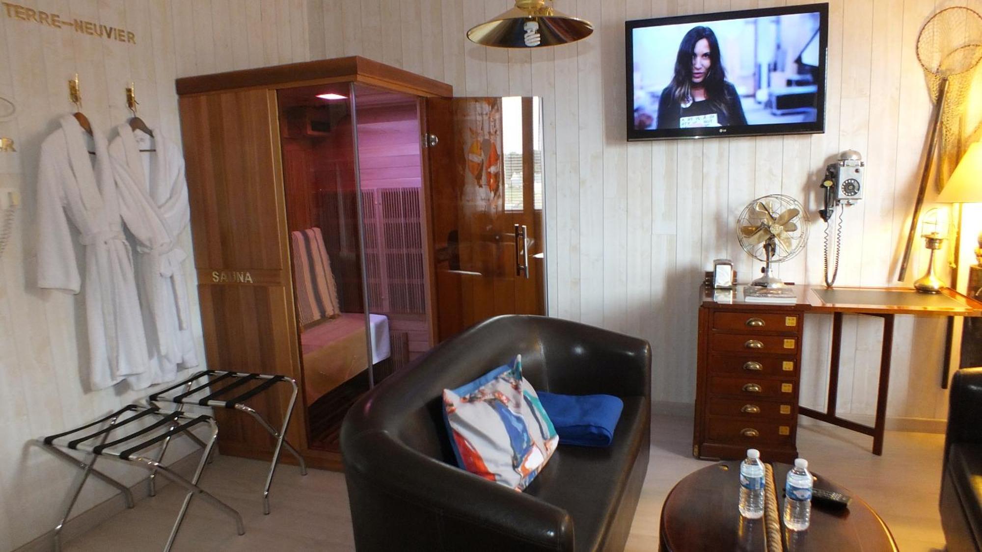 Hotel - Restaurant - Salon De The Le Beausejour Trégastel Стая снимка
